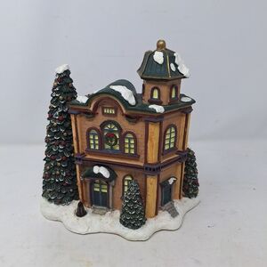 Christmas On Mainstreet Wind Up Musical Box Resin Village House Figurine Decor